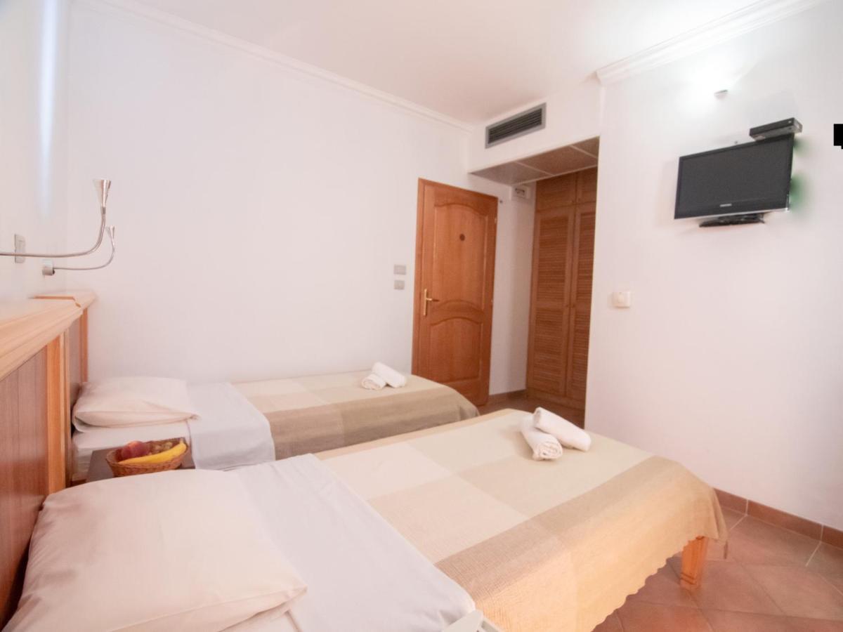 Apartments And Rooms Levantin Inn Sveti Stefan Exterior foto