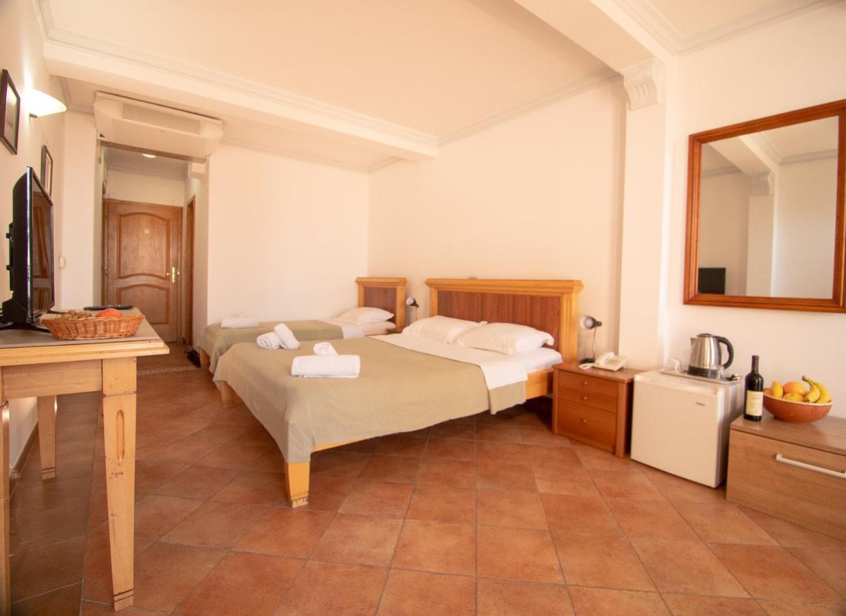 Apartments And Rooms Levantin Inn Sveti Stefan Exterior foto