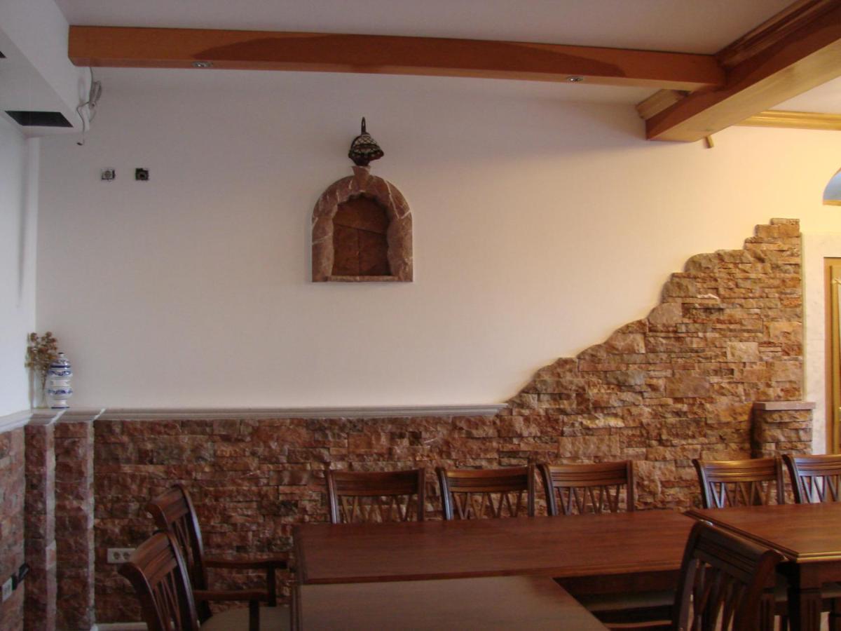Apartments And Rooms Levantin Inn Sveti Stefan Exterior foto